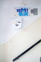 Certifikát, ocenenie alebo iný dokument vystavený v ubytovaní Velvet Blue