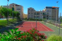Tenis a/nebo squash v ubytování La Marina SeaView Penthouse nebo okolí
