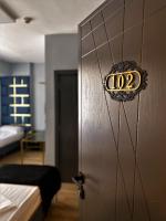 Postel nebo postele na pokoji v ubytování Orange Airport Hotel