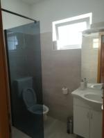 Kúpeľňa v ubytovaní Plava laguna Miroslav