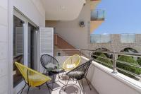 Balkón alebo terasa v ubytovaní COZY APARTMENT