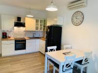 Kuchyňa alebo kuchynka v ubytovaní Apartments Biba