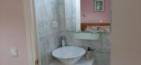 A bathroom at Hostal San Martin