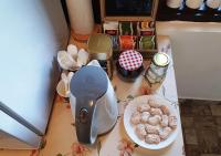 Jedlo v ubytovaní bed & breakfast alebo blízkom okolí