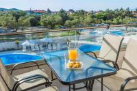 Bazén v ubytovaní Anna Hotel alebo v jeho blízkosti