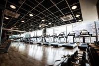 Fraser Place Namdaemun Seoulにあるフィットネスセンターまたはフィットネス設備