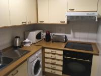 A kitchen or kitchenette at Punta Prima 229