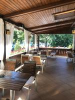 Restaurace v ubytování Pensiune Montana