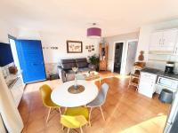 Kuchyň nebo kuchyňský kout v ubytování Tarifa Cozy House - Beach & Parking