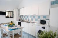 Kuchnia lub aneks kuchenny w obiekcie ArmoNya Friendly House Amalficoast