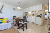Kuchyňa alebo kuchynka v ubytovaní Apartmani AD Hvar