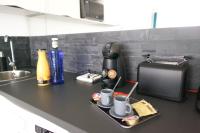 Kuchnia lub aneks kuchenny w obiekcie Apartment Portonovo Paraiso - Sea View - Piscina - Wifi - Old Town