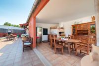 Patio lub wspólna przestrzeń na świeżym powietrzu w obiekcie Can Calafat