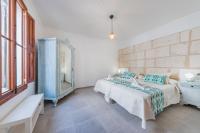 Postel nebo postele na pokoji v ubytování Holiday Home Can Cremat