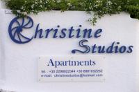 Certifikát, hodnocení, plakát nebo jiný dokument vystavený v ubytování Christine Studios