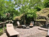A garden outside Relax totale nel Bosco Lucca