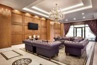 A seating area at Ramada by Wyndham Yalova