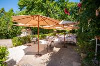 Zahrada ubytování Chateau des Ayes - Chambres & suites