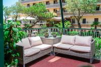 A balcony or terrace at Hotel Royal