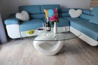 Posedenie v ubytovaní Blue Art Apartment