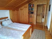 A bed or beds in a room at Voltahof