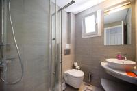 Koupelna v ubytování Nefeli Hotel