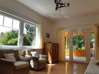 Część wypoczynkowa w obiekcie Schieszl Apartments Zamárdi 3