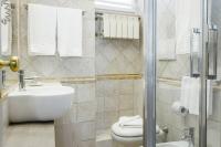 Kúpeľňa v ubytovaní Rome Frattina27