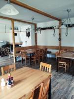 Restaurace v ubytování Penzion U Lucerny s malou farmičkou