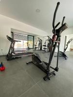 Posilňovňa alebo fitness centrum v ubytovaní Sea House Resort