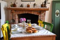Jedlo v ubytovaní bed & breakfast alebo blízkom okolí