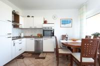 Kuchnia lub aneks kuchenny w obiekcie Apartmani PARADISO