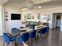 TV a/nebo společenská místnost v ubytování Holiday Home Meri