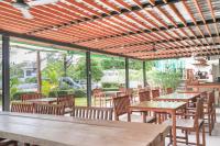 Ein Restaurant oder anderes Speiselokal in der Unterkunft Wabi Sabi Boutique Hotel - SHA Extra Plus 