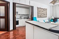 Kuchyňa alebo kuchynka v ubytovaní Camogli Bright Apartment with Parking