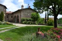Vonkajšia záhrada v ubytovaní Castello di Cernusco Lombardone