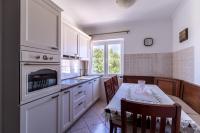 Kuchyň nebo kuchyňský kout v ubytování Apartment Dony - Tičić