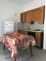 Kuchyňa alebo kuchynka v ubytovaní Casa vacanza le tre palme