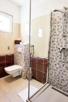 Ein Badezimmer in der Unterkunft Villa Okruk-10 meters away from the beach