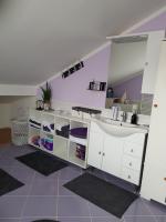 Kuchyňa alebo kuchynka v ubytovaní Apartman Atelier