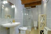 A bathroom at Aizkolarienea