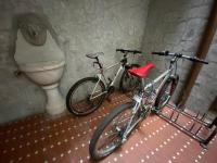 Jazda na bicykli v okolí ubytovania Appartamenti al Rizzo dei Santi