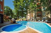 Bazén v ubytování Sunrise Hotel nebo v jeho okolí