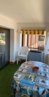 Kuchyň nebo kuchyňský kout v ubytování Super Apartamento en playa de la Pineda
