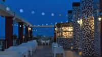 Reštaurácia alebo iné gastronomické zariadenie v ubytovaní Hotel RH Gijón & Spa