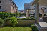 Zahrada ubytování Family Apartment Dubrovnik - private jacuzzi terrace, private parking