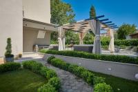 Zahrada ubytování Family Apartment Dubrovnik - private jacuzzi terrace, private parking