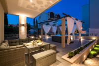 Posezení v ubytování Family Apartment Dubrovnik - private jacuzzi terrace, private parking
