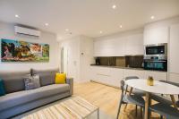 Kuchyňa alebo kuchynka v ubytovaní Apartamentos San Marcial 28