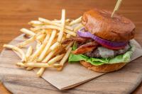 Φαγητό σε αυτό το ξενοδοχείο ή κάπου εκεί κοντά